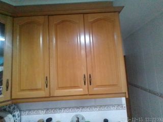 Cocina de roble en buen estado