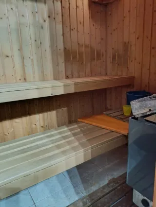 Sauna de madera finlandesa cuatro o seis personas