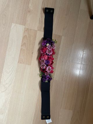 Cinturón elástico con flores