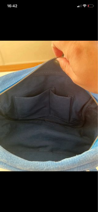 Bolso de piel azul