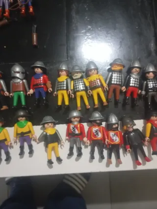 24 Playmobil Medievales
