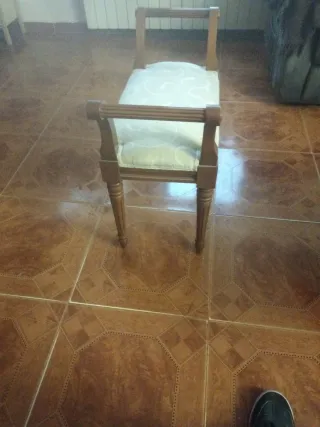 Banqueta Marquesita Beige y Marrón