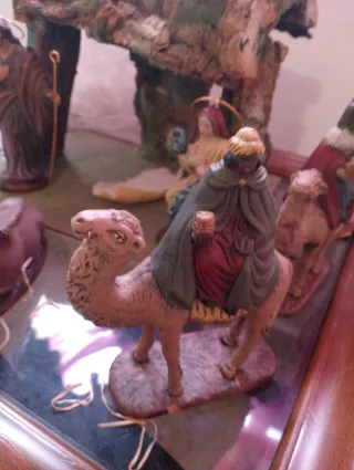 Presepe natalizio con figure