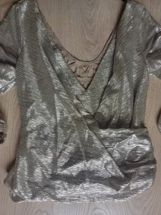 Camisa plateada Valeria Derbais