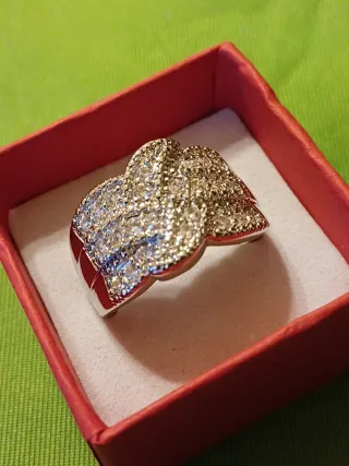 Anello fascia zirconi