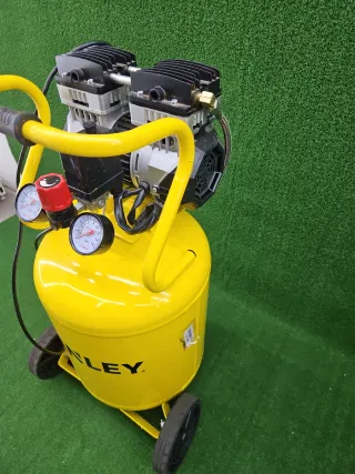 Compresor Stanley SXCMS1350VE Silencioso