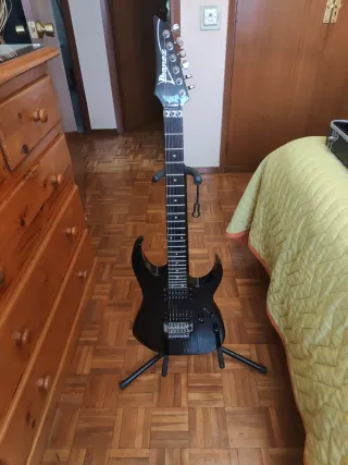 Guitarra Ibanez RGR320EX Coreana con funda rígida