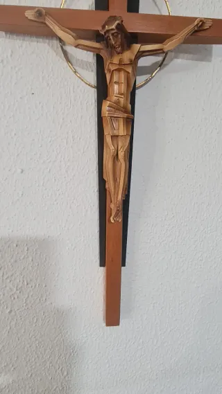 Crucifijo de Pared madera y cerámica INRI