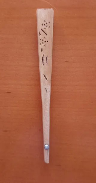 Abanico chino de bambú