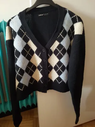 Chaqueta cárdigan crop Shein rombos L/XL