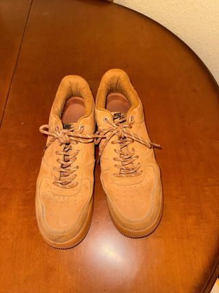 zapatillas Nike af1 marrones