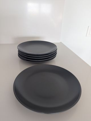 Set di stoviglie completo + Tazze e bicchieri di vetro