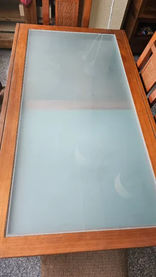 Comedor mesa madera y 6 sillas