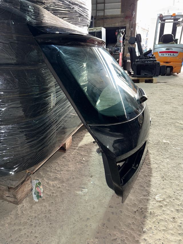 Portón Seat Leon FR avant 2018