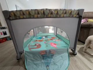 Cuna de viaje/Parque infantil Lionelo