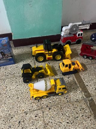 Coche RC Dinosaurio y Coche RC Crawler