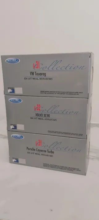 3 Coches a Escala 1:32 Volvo, VW, Porsche