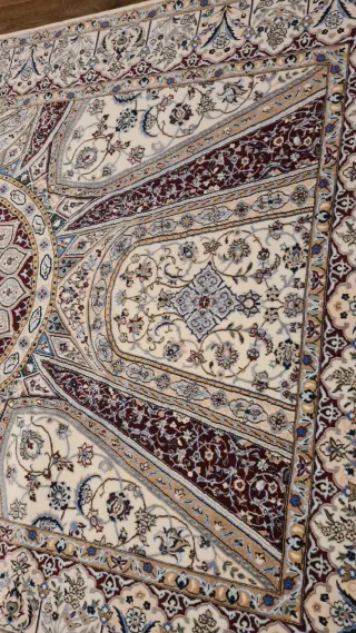 Tappeti orientali annodati a mano