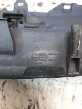 Parrilla Delantera Kia Cerato