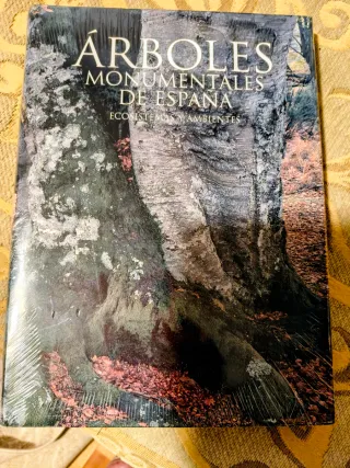 LIBRO DE LAS  PLANTAS EN LAS COMUNIDADES AUTÓNOMAS