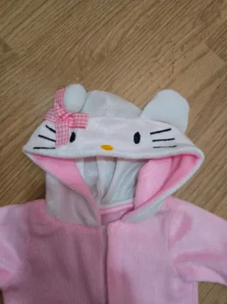 Pijama Hello Kitty para muñeca 45 cm