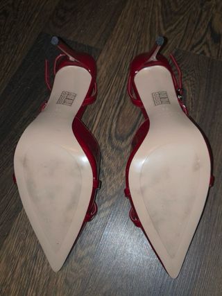 Zapatos de tacón rojos MIRATON