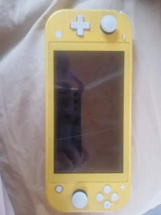 Nintendo Switch Lite Amarillo