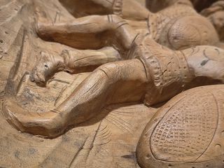 Antico pannello legno bassorilievo guerrieri