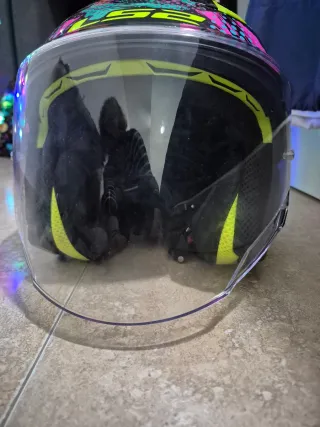 Casco infantil LS2 no se ha usado me costo 125e