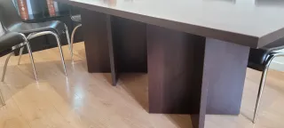 Mesa comedor/juntas + 8 sillas