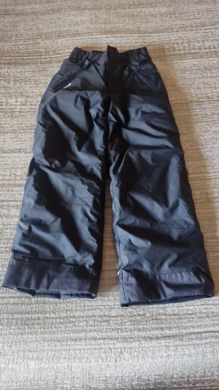 Pantalón de nieve infantil.
