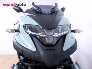 YAMAHA TRICITY 300