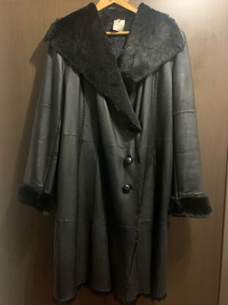 Abrigo piel y conejo negro