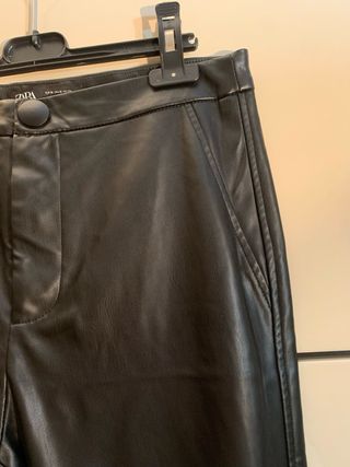 Pantaloni Zara ecopelle neri tg M