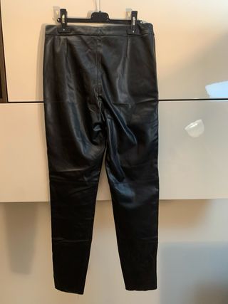 Pantaloni Zara ecopelle neri tg M