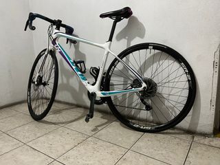 Bicicleta Giant Avail Taglia S