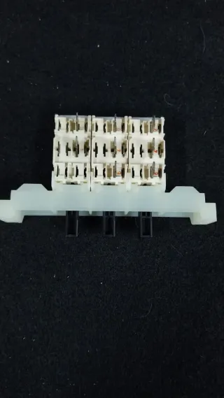 Conector 80001373 para Teclado