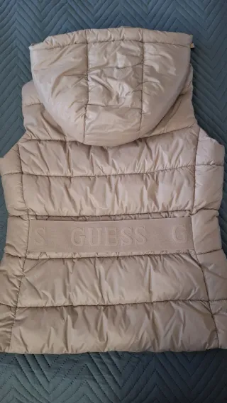 Chaqueta Guess Beige Rosado con Capucha