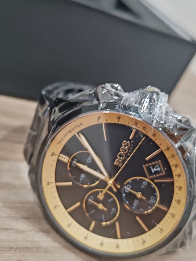 Reloj Hugo Boss Negro y Dorado