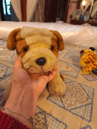 Perrito peluche bulldog