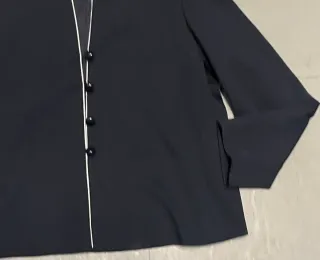 Conjunto chaqueta y vestido negro