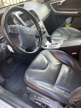 Volvo XC 60 D5 AWD Summum-Automático