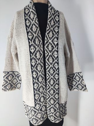 Chaqueta de punto larga mujer beige y negro