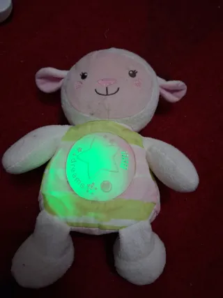 Peluche oveja con luces y sonidos