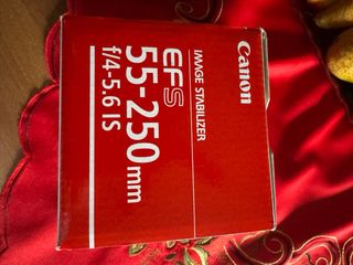 Canon EF-S 55-250mm Zoom Lens
