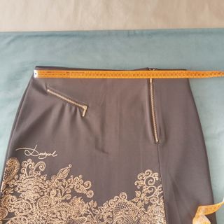 Falda elástica Desigual