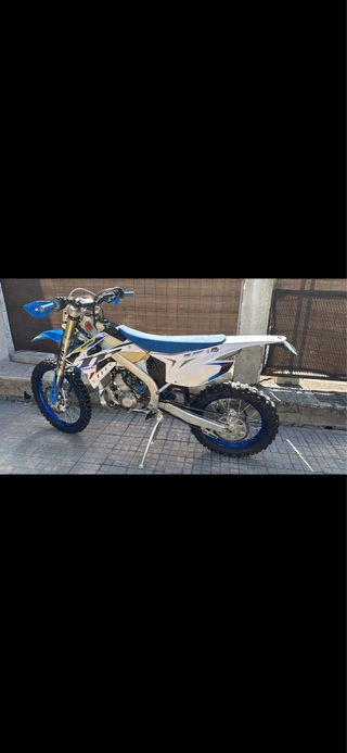 Moto TM 300 año 2021 en perfecto estado