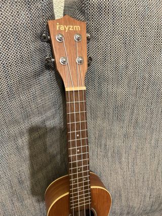 Ukelele Rayzm