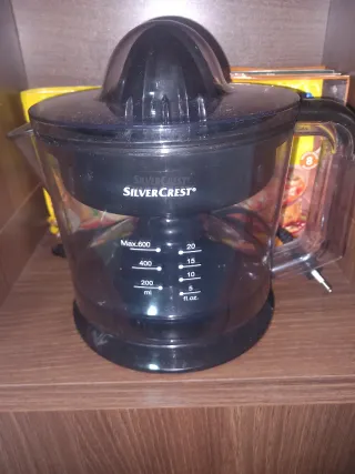 Exprimidor Eléctrico SilverCrest