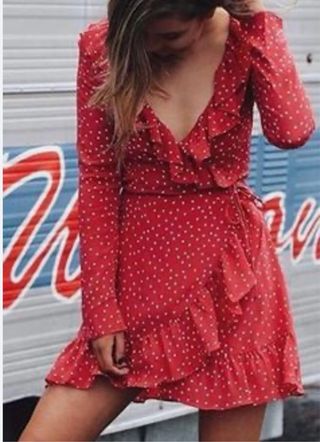 Vestido rojo estrellas volantes